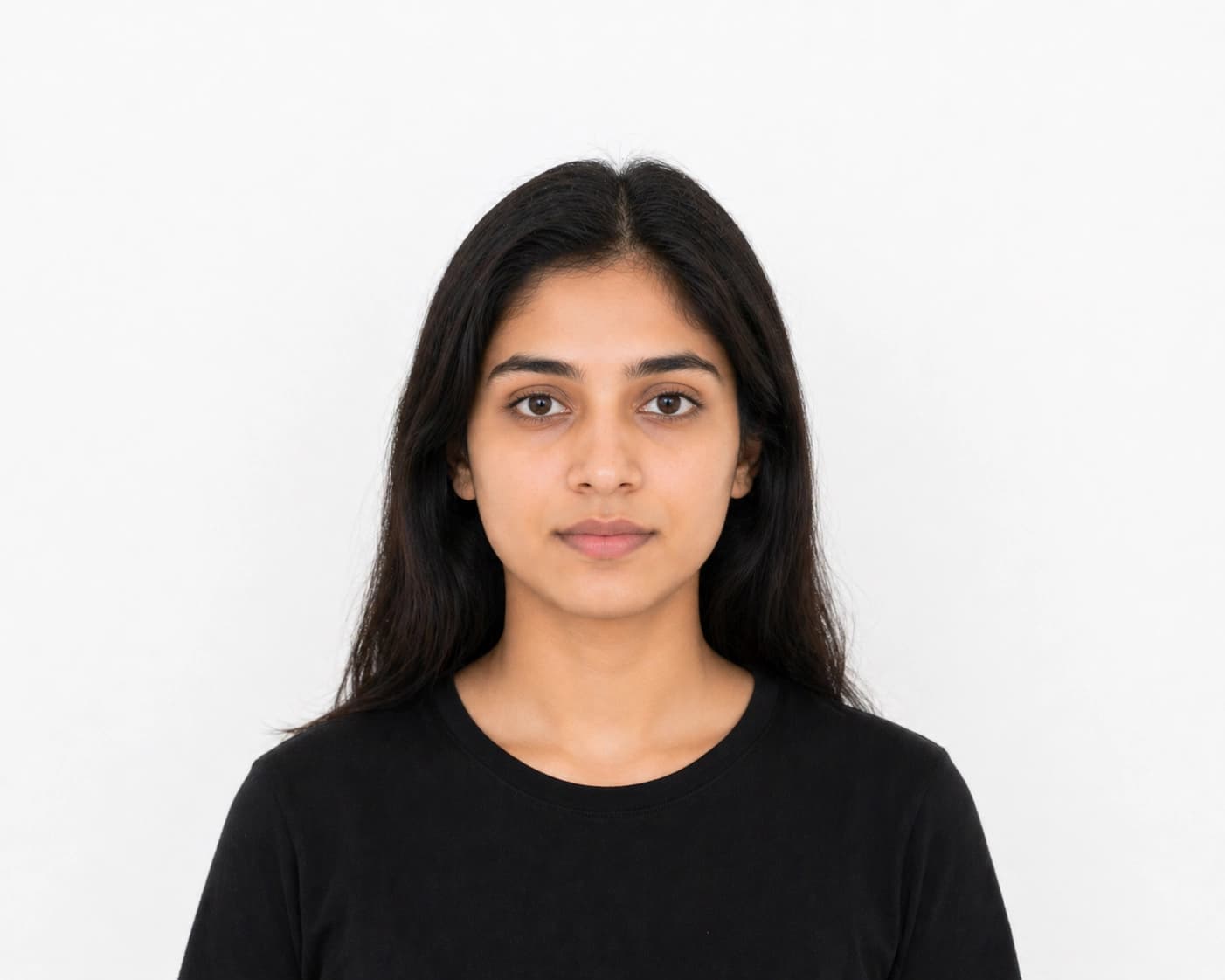 Correct Thailand visa photo sample with white background and neutral expression